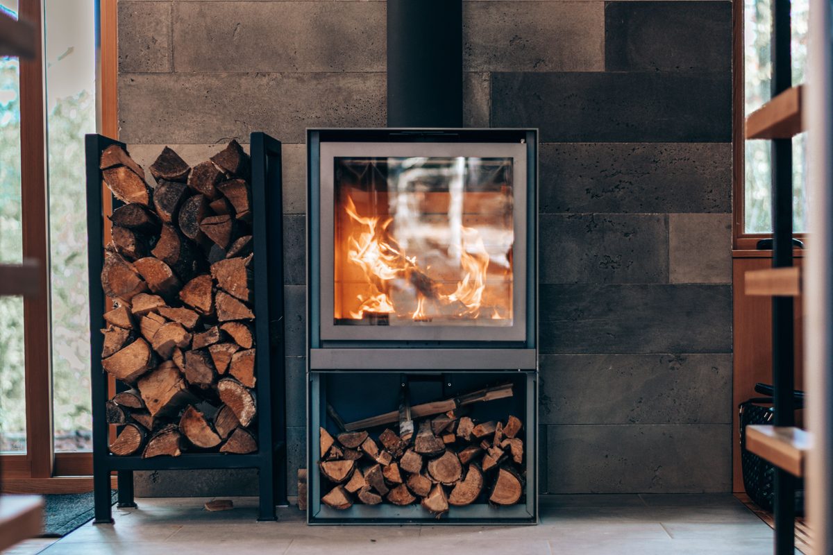 Appareil indépendant de chauffage au bois